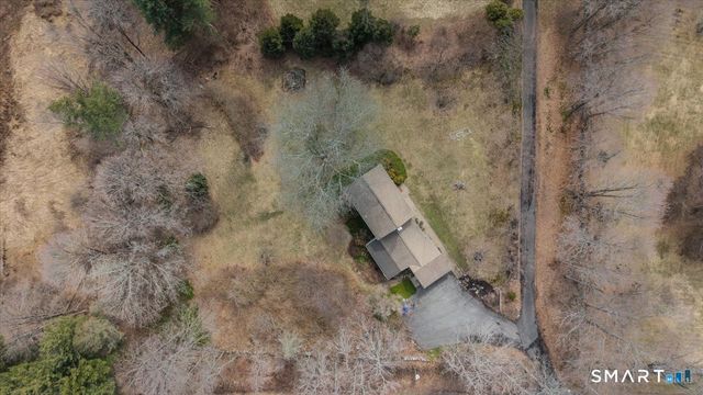 5 Mount Pleasant Road, Newtown, CT 06470