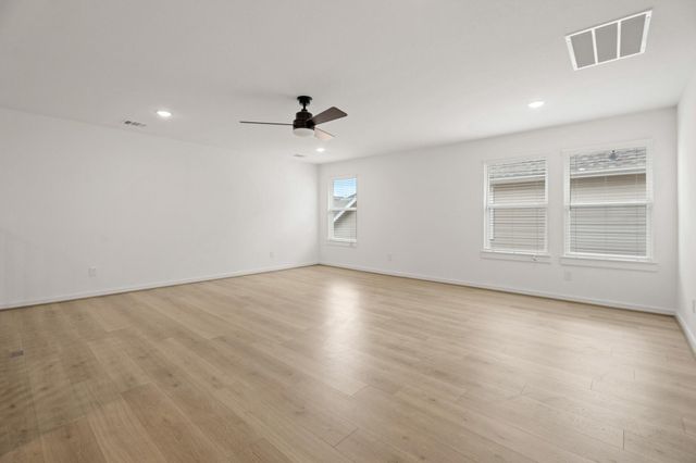 3317 Wickfield Pass Lane, League City, TX 77573