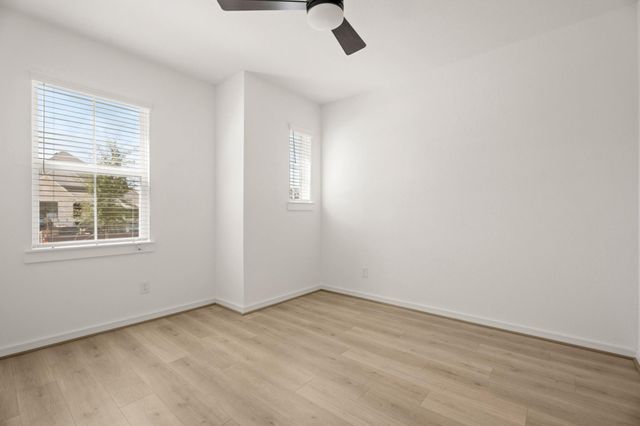 3317 Wickfield Pass Lane, League City, TX 77573