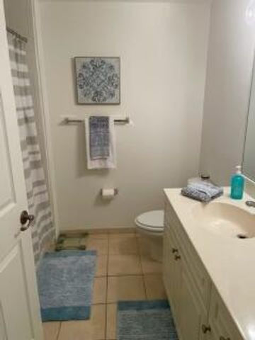 3021 Alcazar Place 202, Palm Beach Gardens, FL 33410