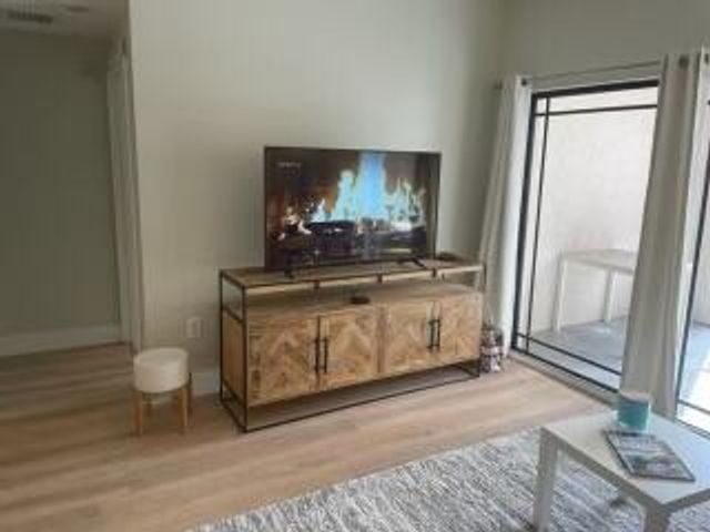 3021 Alcazar Place 202, Palm Beach Gardens, FL 33410