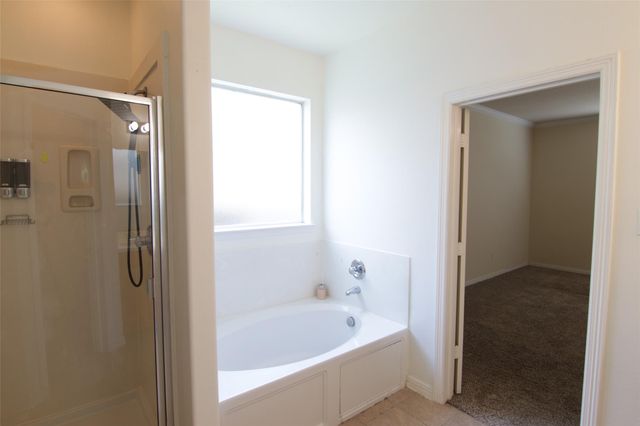 2027 Creek Run Drive, Pearland, TX 77584