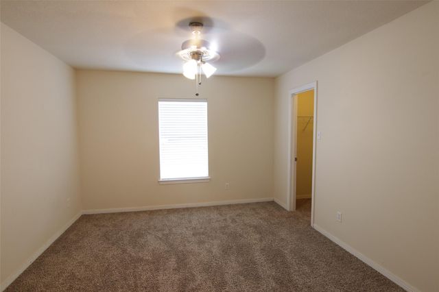 2027 Creek Run Drive, Pearland, TX 77584