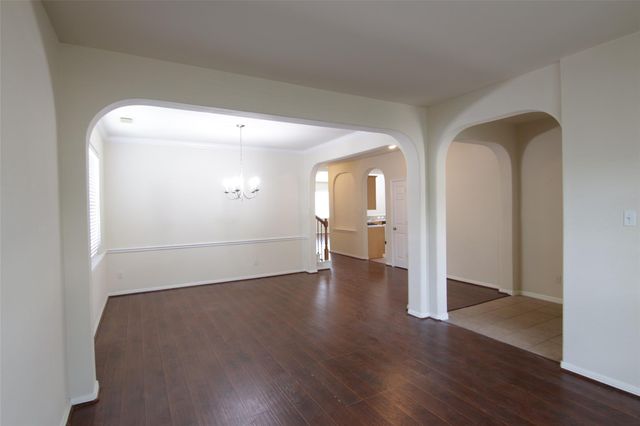 2027 Creek Run Drive, Pearland, TX 77584