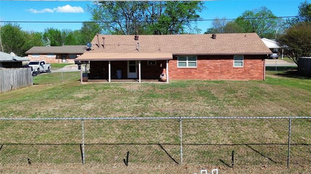 1205 N 8th, Purcell, OK 73080