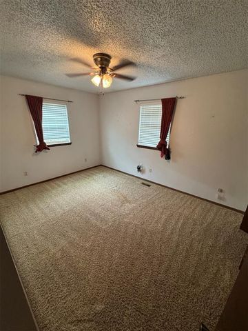 1205 N 8th, Purcell, OK 73080