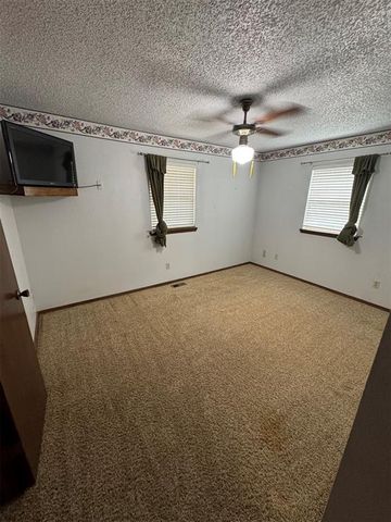 1205 N 8th, Purcell, OK 73080