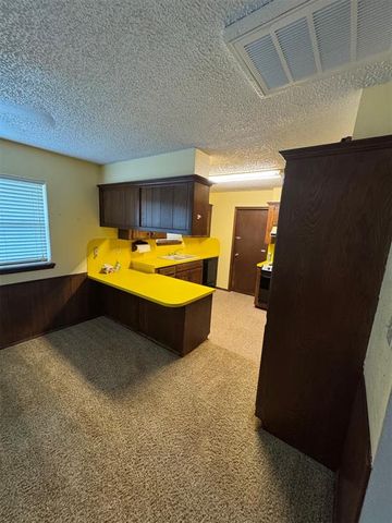 1205 N 8th, Purcell, OK 73080