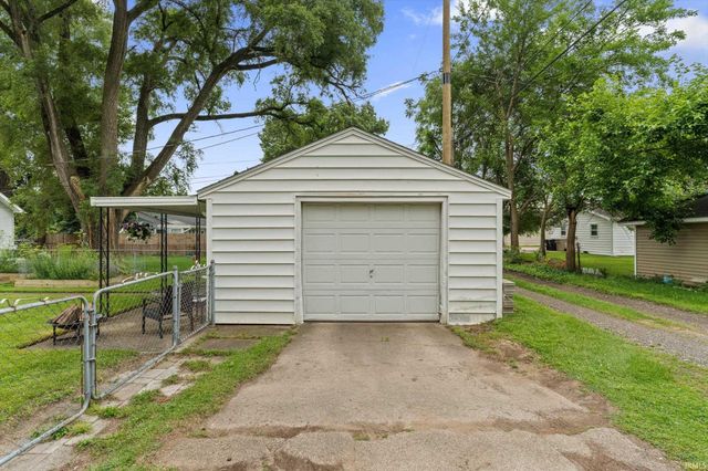 229 N Hawthorne Drive, South Bend, IN 46617
