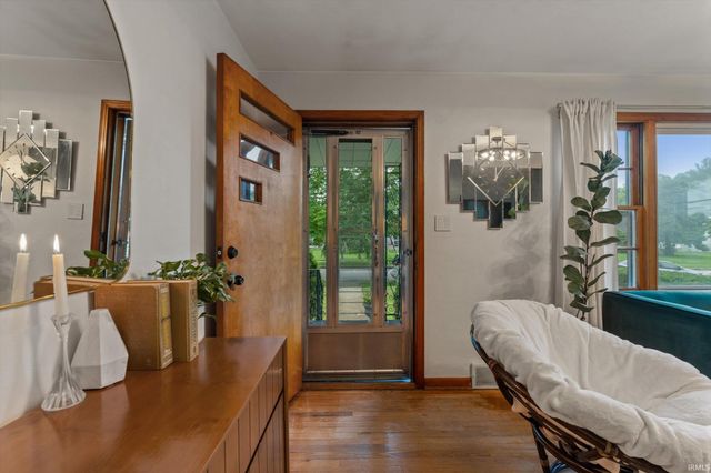 229 N Hawthorne Drive, South Bend, IN 46617