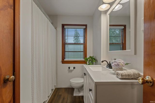 229 N Hawthorne Drive, South Bend, IN 46617