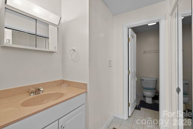 299 Blue Ridge Drive S 1, Marion, NC 28752