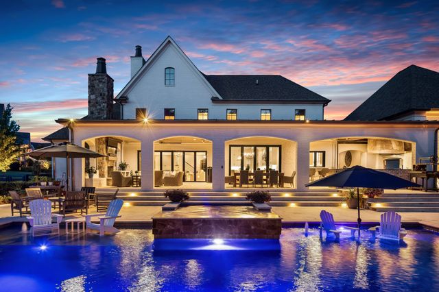 7223 Shagbark Ln, College Grove, TN 37046