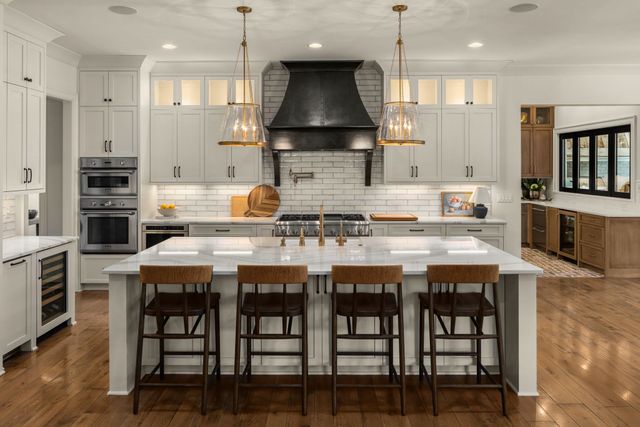 7223 Shagbark Ln, College Grove, TN 37046