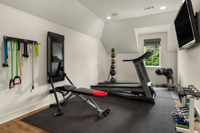 7223 Shagbark Ln, College Grove, TN 37046