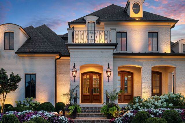 7223 Shagbark Ln, College Grove, TN 37046