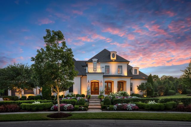 7223 Shagbark Ln, College Grove, TN 37046