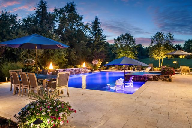 7223 Shagbark Ln, College Grove, TN 37046