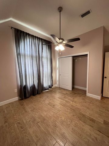 540 E Timberlake Drive, Mary Esther, FL 32569