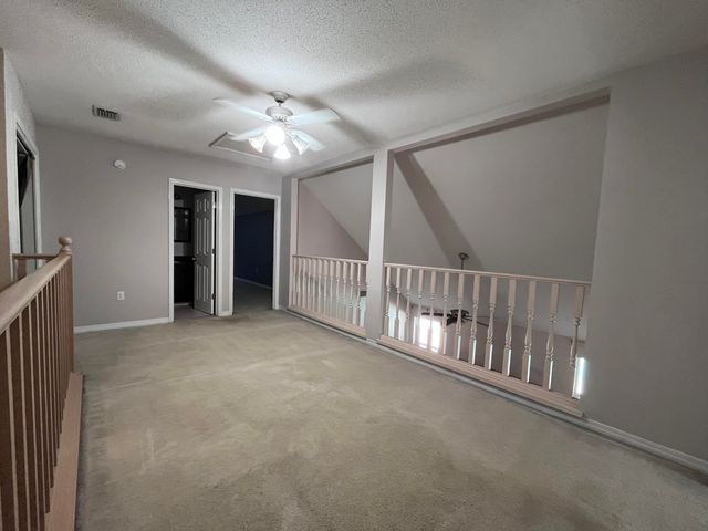 540 E Timberlake Drive, Mary Esther, FL 32569