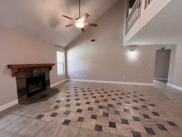 540 E Timberlake Drive, Mary Esther, FL 32569