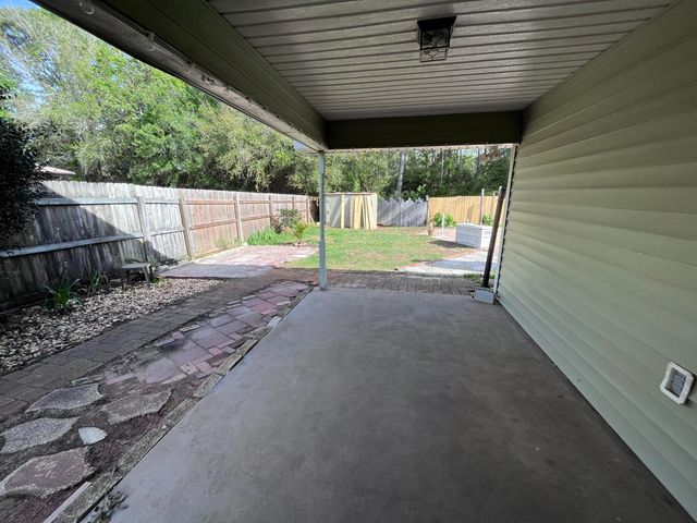 540 E Timberlake Drive, Mary Esther, FL 32569