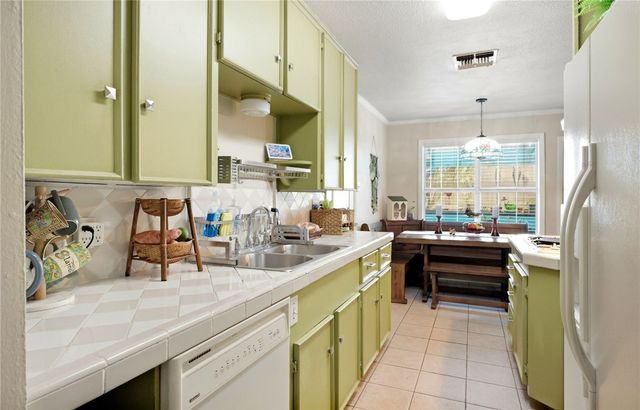 4014 Bradford Dr, Corpus Christi, TX 78411