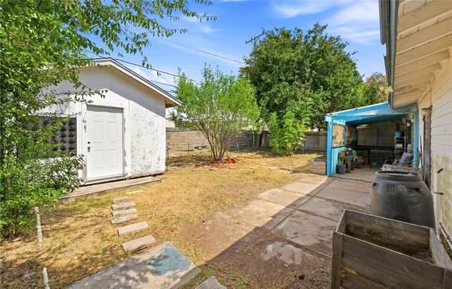 4014 Bradford Dr, Corpus Christi, TX 78411