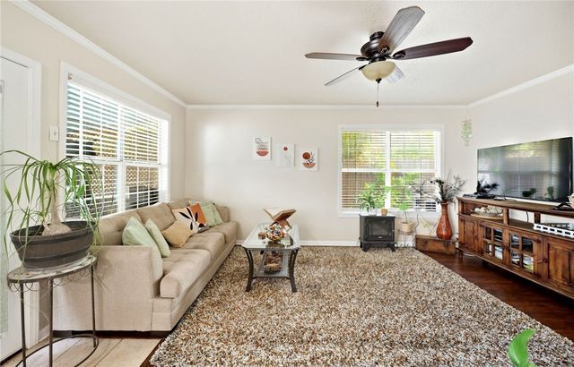 4014 Bradford Dr, Corpus Christi, TX 78411