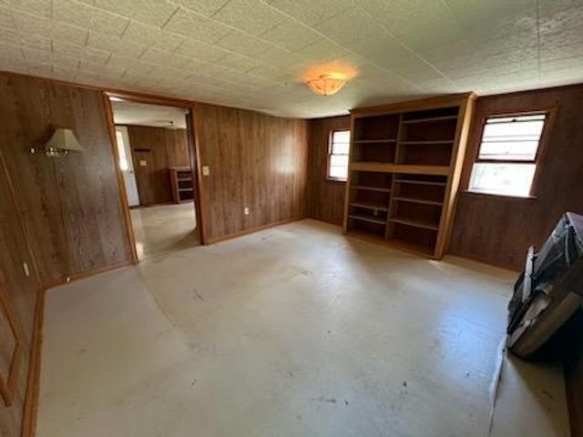 1512 Blue Ridge PKWY, Floyd, VA 24091