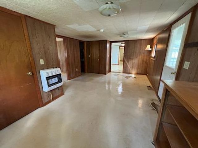 1512 Blue Ridge PKWY, Floyd, VA 24091