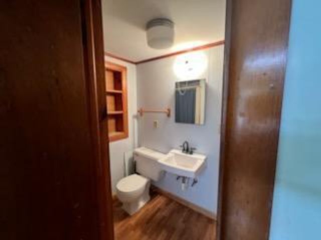 1512 Blue Ridge PKWY, Floyd, VA 24091