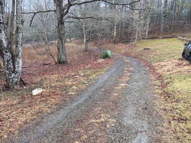 1512 Blue Ridge PKWY, Floyd, VA 24091