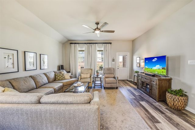 10047 Napier Drive, Iowa Colony, TX 77583