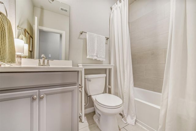 10047 Napier Drive, Iowa Colony, TX 77583