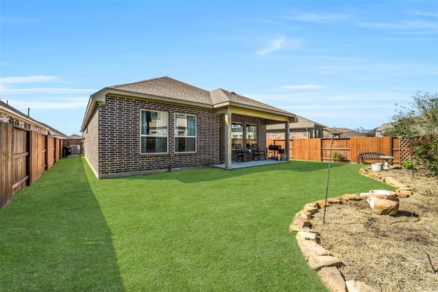 10047 Napier Drive, Iowa Colony, TX 77583