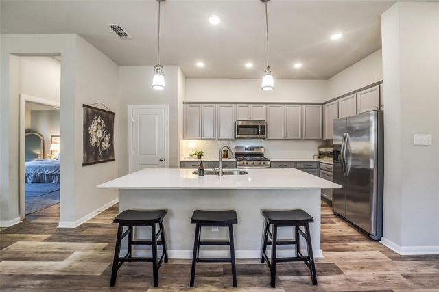 10047 Napier Drive, Iowa Colony, TX 77583