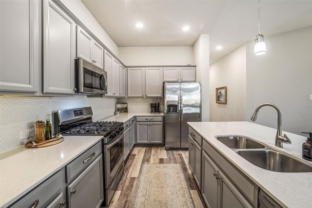 10047 Napier Drive, Iowa Colony, TX 77583