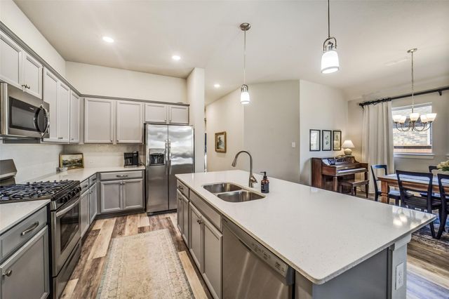 10047 Napier Drive, Iowa Colony, TX 77583