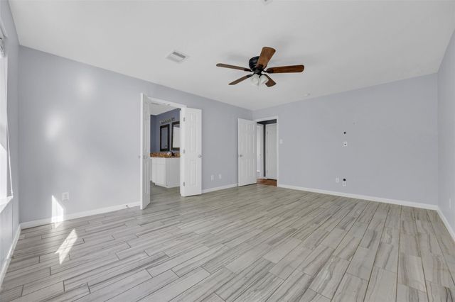 10514 Lauren Creek Drive, Baytown, TX 77523