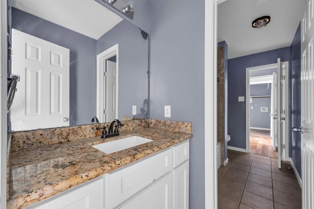 10514 Lauren Creek Drive, Baytown, TX 77523