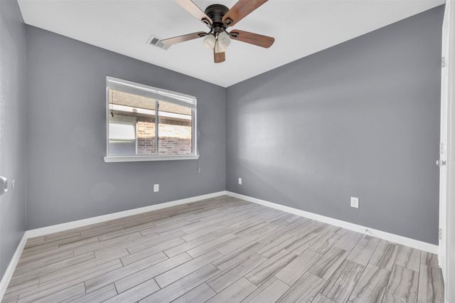 10514 Lauren Creek Drive, Baytown, TX 77523