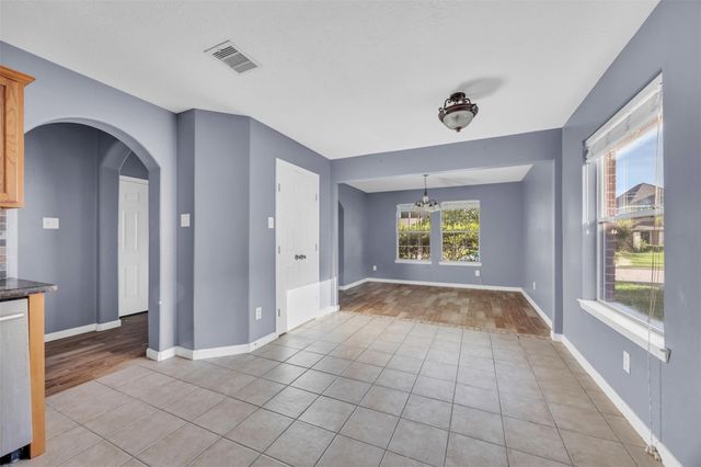 10514 Lauren Creek Drive, Baytown, TX 77523