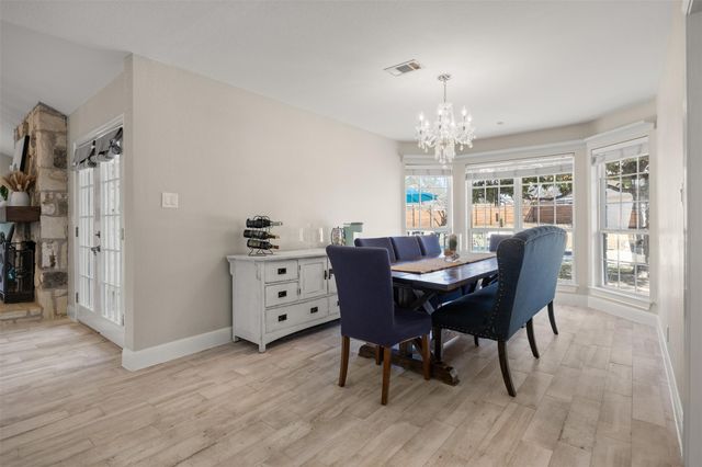 1607 Mayfield DR, Round Rock, TX 78681