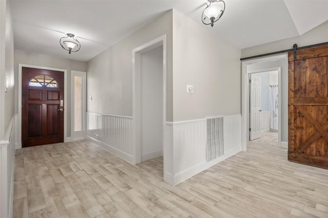 1607 Mayfield DR, Round Rock, TX 78681