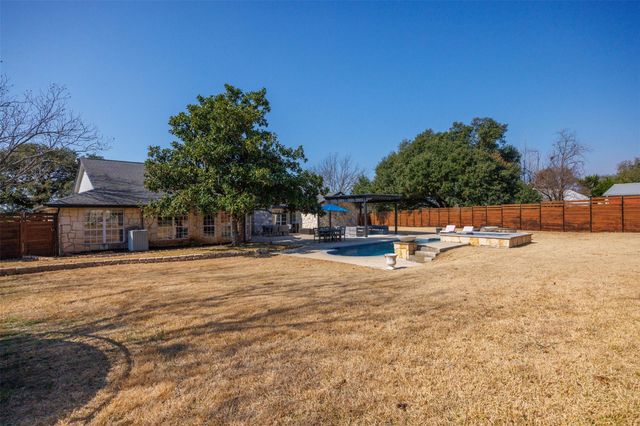 1607 Mayfield DR, Round Rock, TX 78681
