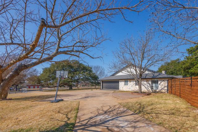 1607 Mayfield DR, Round Rock, TX 78681