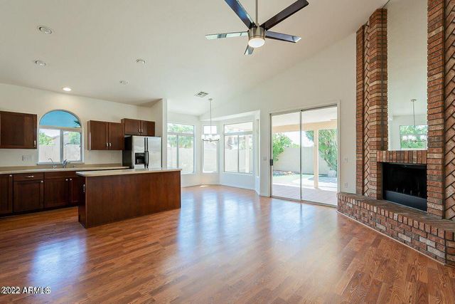 2690 N 138th Avenue, Goodyear, AZ 85395