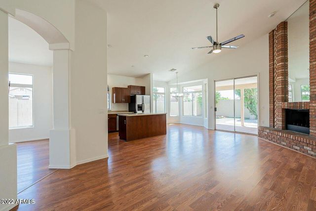 2690 N 138th Avenue, Goodyear, AZ 85395