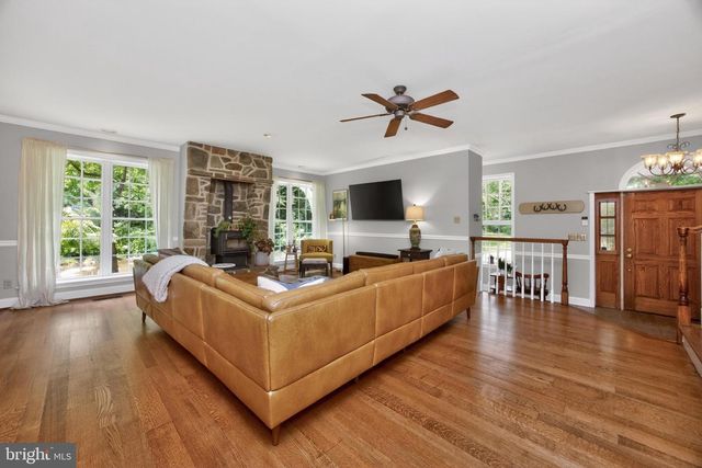 135 PENN GREEN RD, Landenberg, PA 19350